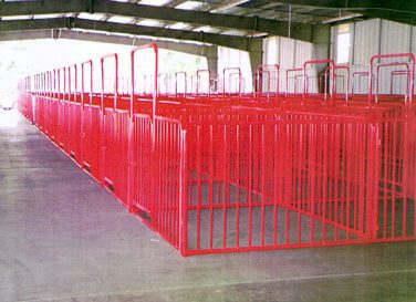 CLUSTER AND SINGLE ROW FAIR PENS